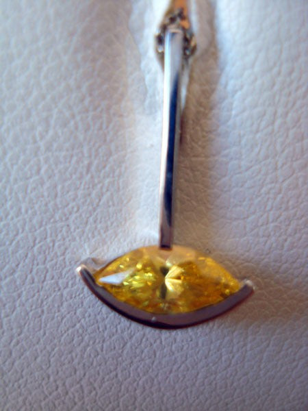 Pendentif barrette zircon jaune or blanc 750