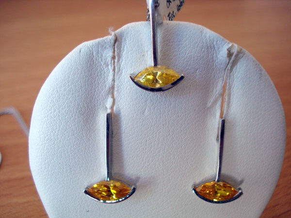 Pendentif barrette zircon jaune or blanc 750