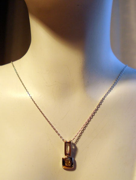 Pendentif saphir jaune or blanc 750