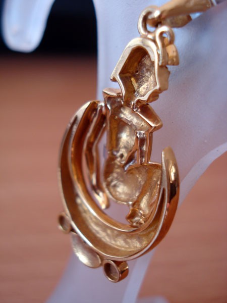 Pendentif égyptien émaux diamants or 750