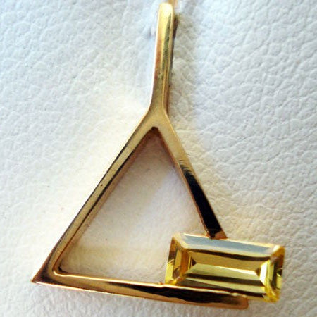 Pendentif triangle zirconium or jaune 750