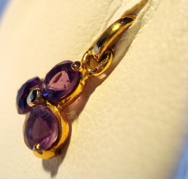 Pendentif 3 améthystes rondes or jaune 750
