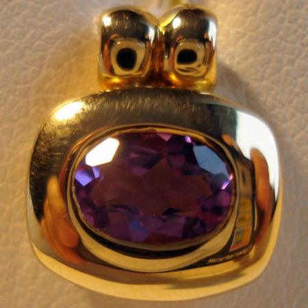 Pendentif améthyste ovale or jaune 750