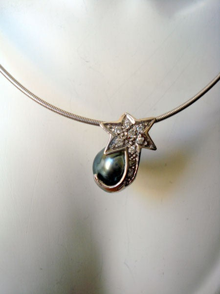 Pendentif Etoile perle de Tahiti diamants or blanc 750