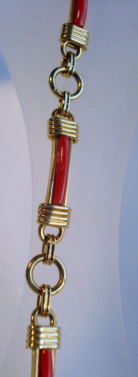 Bracelet corail baguette or jaune 750