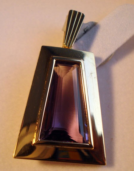 Pendentif améthyste trapèze or jaune 750