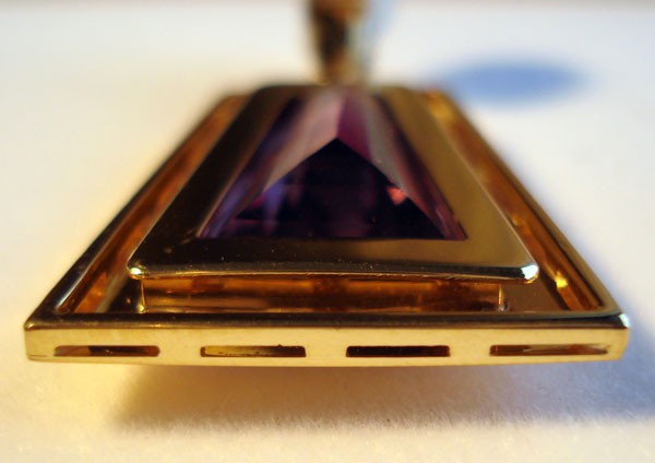 Pendentif améthyste trapèze or jaune 750