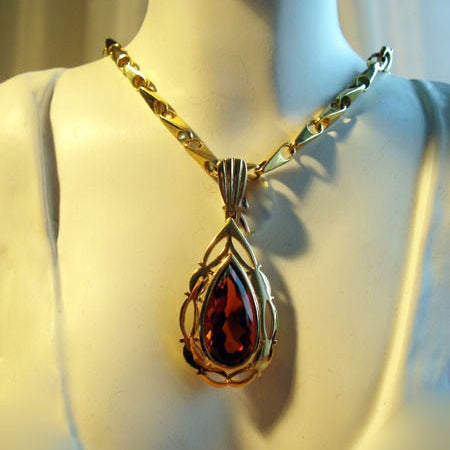 Pendentif citrine madeire poire or jaune 750