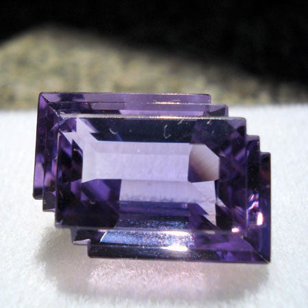Améthyste rectangulaire taille négative