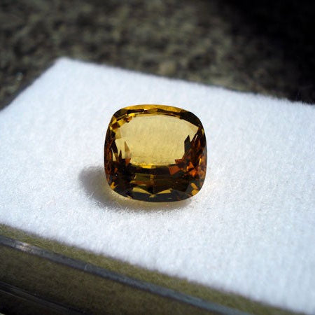 Béryl jaune taille antique