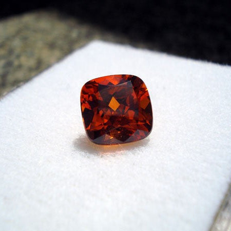 Grenat  mandarine taille antique