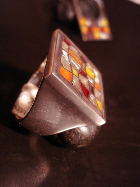 Grande bague carrée émaux ocres argent Arior