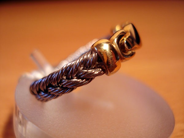 Bague acier tressé et or 750