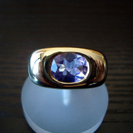 Bague lourde améthyste ovale or jaune 750