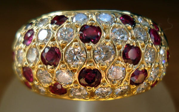 Bague pavé de rubis diamants or jaune 750