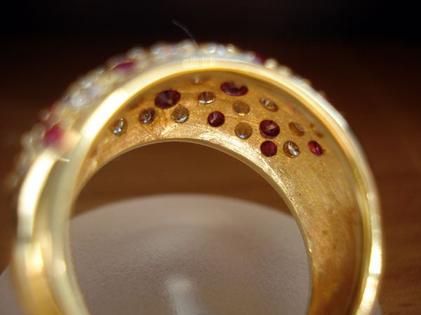 Bague pavé de rubis diamants or jaune 750