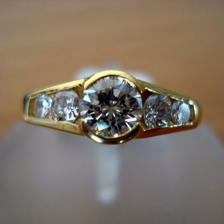 Bague solitaire 5 diamants or jaune 750