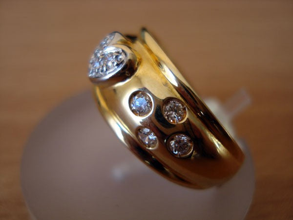 Bague coeur pavé diamants or jaune 750