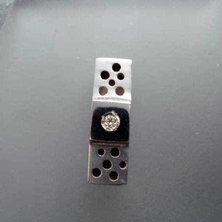 Pendentif Domino satin diamant or blanc 750 Arior