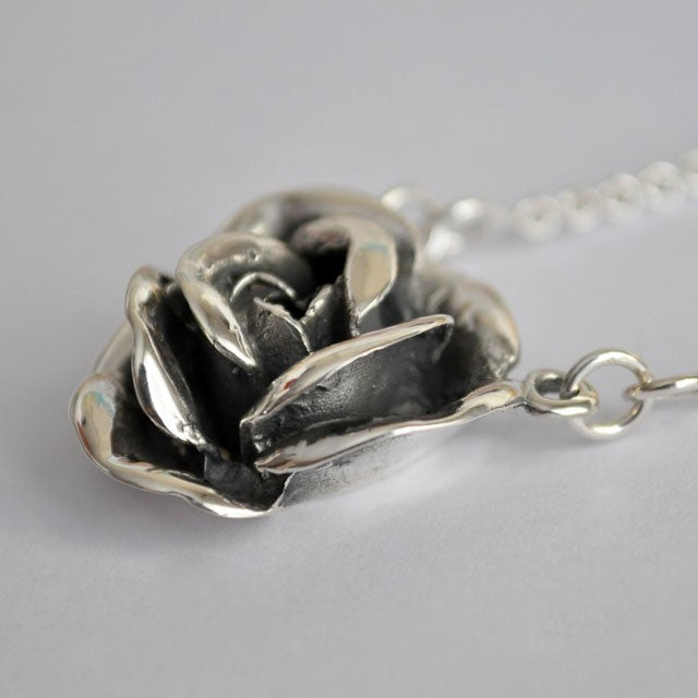 Collier grande rose argent massif 925 Arior