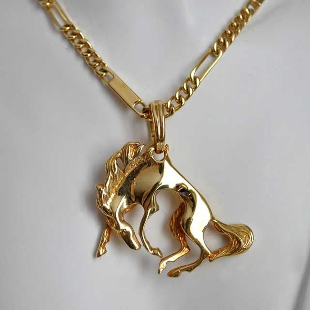 Pendentif Cheval pour homme plaqué-or