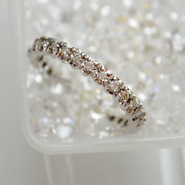 Alliance diamants tour complet or blanc 750 0,42k