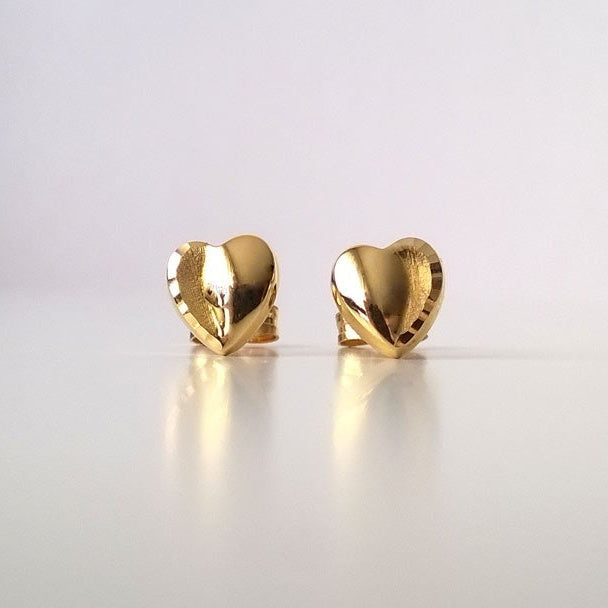 Boucles d'oreilles puces coeur ciselé or jaune 750