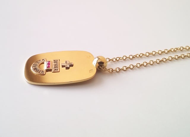 Médaille d'Amour ovale or jaune 750 Augis