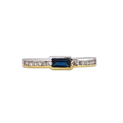 Bague carrée saphir baguette diamants 2 ors 750