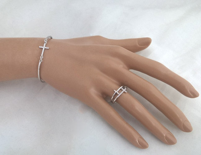 Half-bangle bracelet with cross and cubic zirconia stones, 925 silver