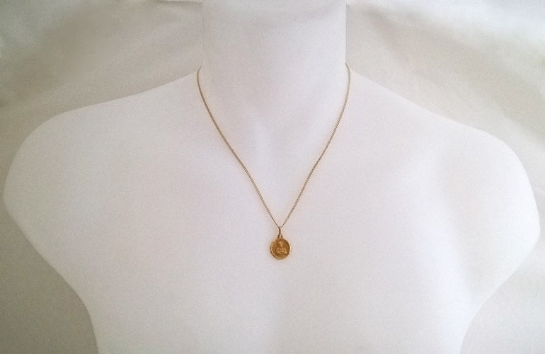 Médaille Saint Jean-Baptiste 15 mm or jaune 750 Augis