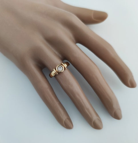 Solitaire diamant serti clos or jaune 750