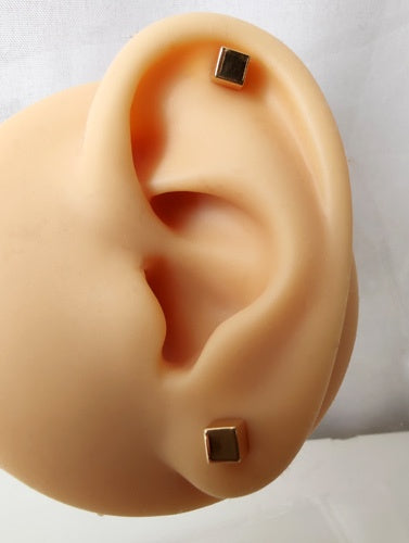 Boucles d'oreilles cubes or jaune 750