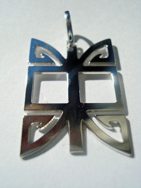 Pendentif Ethnique or blanc 750