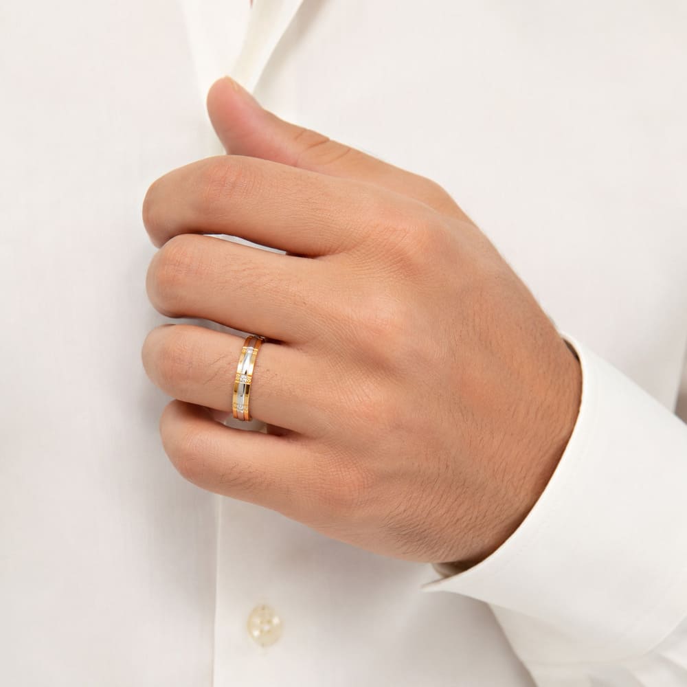 Fancy wedding band in two 750 gold, 4 mm Orest