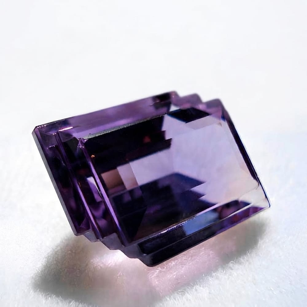 amatista rectangular de corte negativo