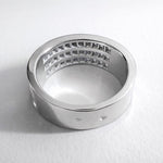 Bague demi-alliance triple rang diamants or blanc 750 millièmes présentation joaillerie - bijouterie Els Benvinguts