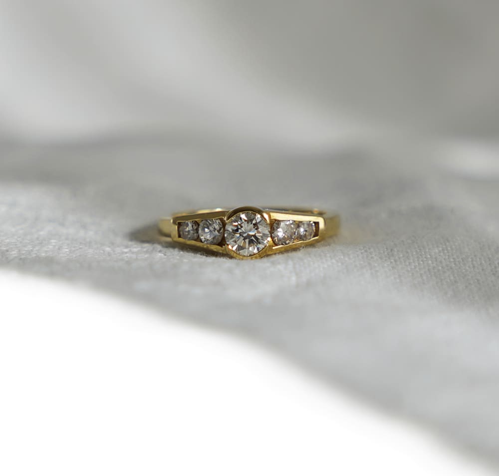 Bague solitaire 5 diamants or jaune 750