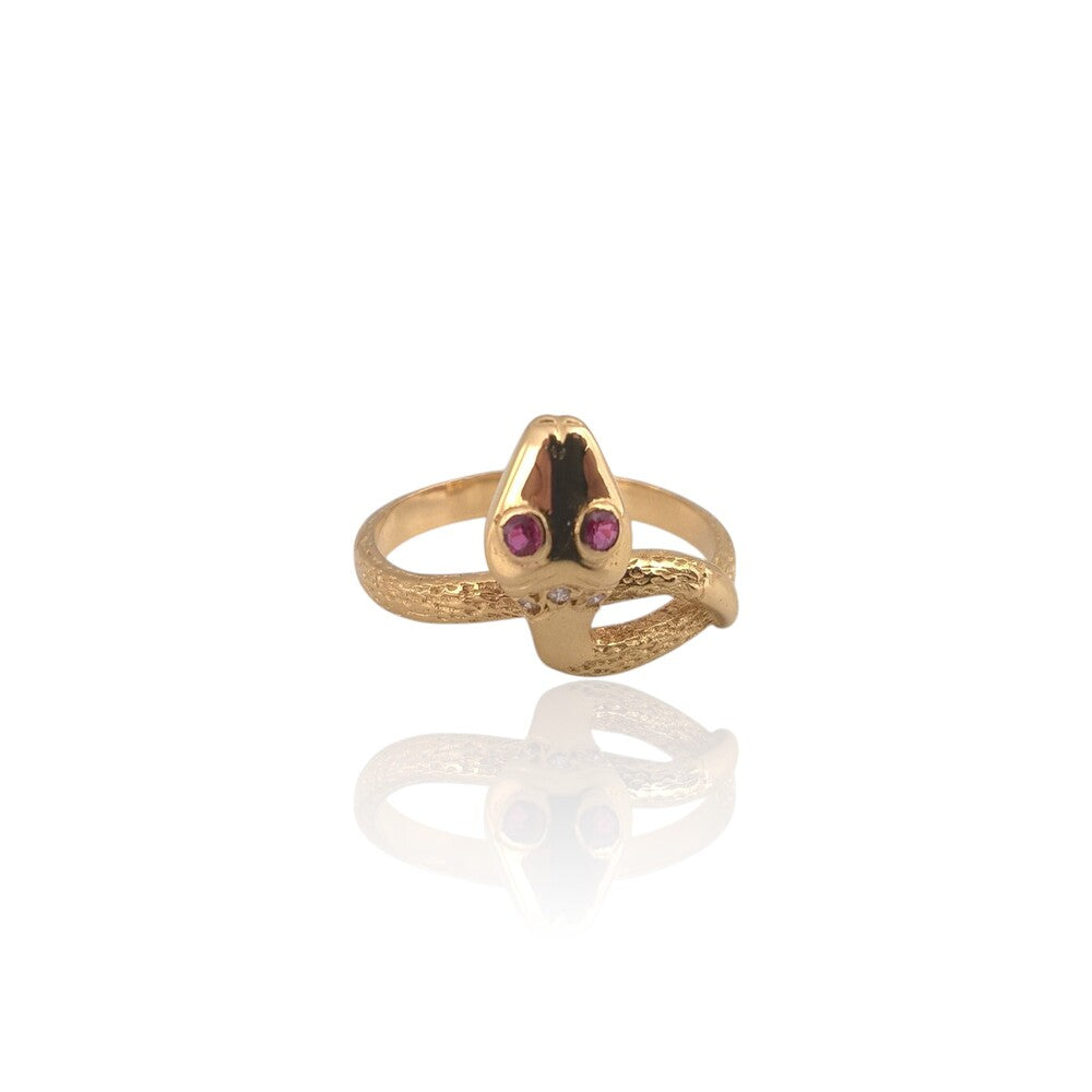 Bague tête serpent rubis anneau ciselé or jaune 750