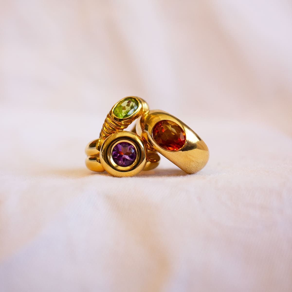 Wide citrine ring in 18k yellow gold