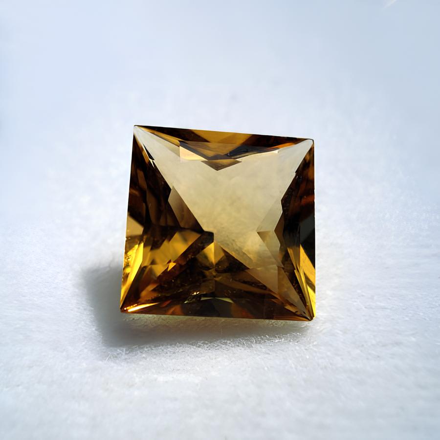 berilo amarillo del tamaño de una princesa