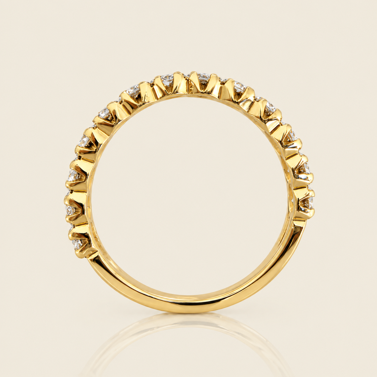 Half-eternity ring with 3/4 diamonds, claw setting, 18k yellow gold