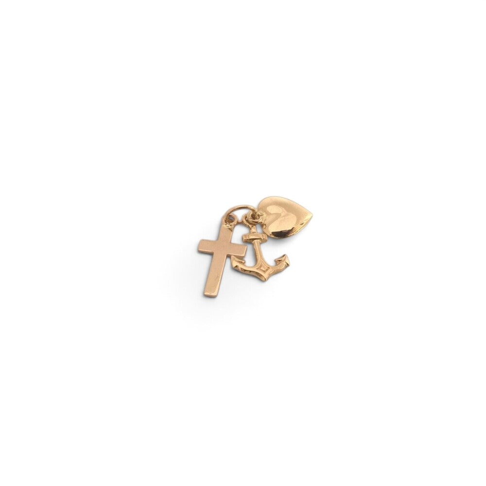 Pendant of the 3 virtues in 750 yellow gold